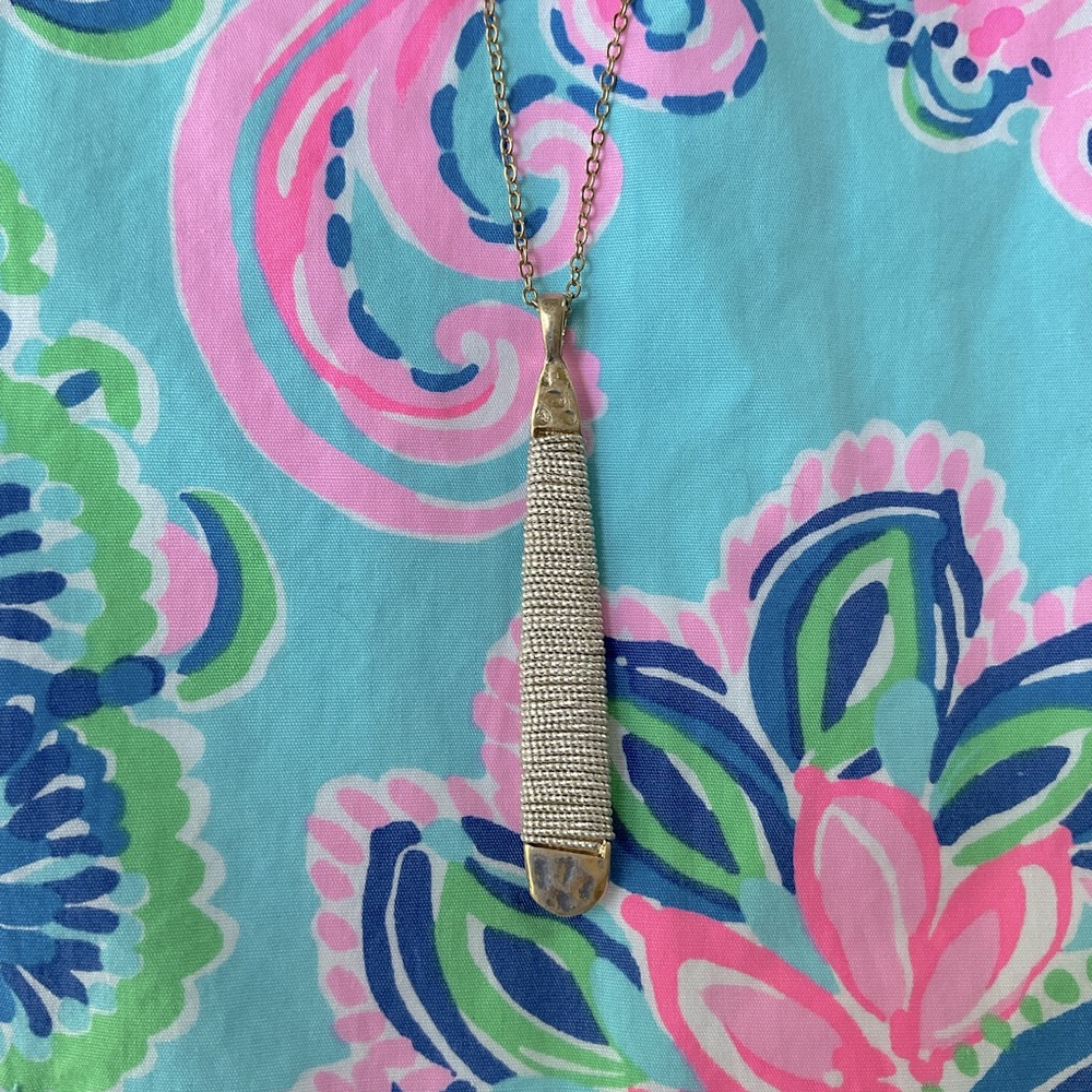 NWT CAROL DAUPLAISE Gold and Silver Pendant Necklace - Picture 3 of 5